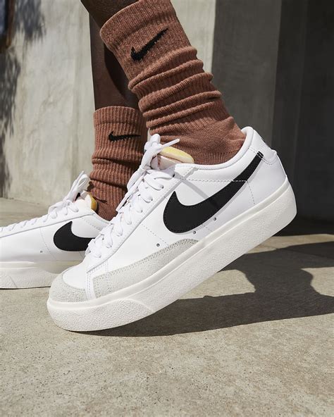 nike blazer low damen gelb|Nike Blazer Low platform boots.